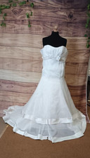 Stunning ALFRED SUNG Ivory Fit