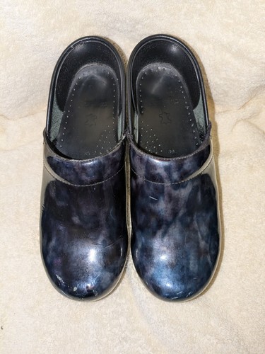 Dansko clogs size women - 39, women's
