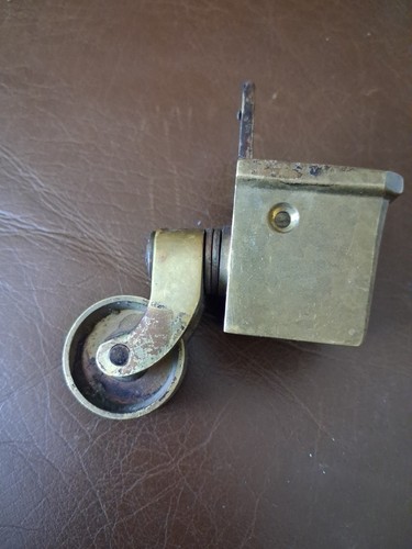 Vintage solid brass - vintage,