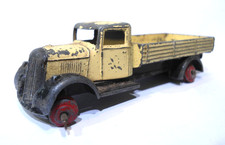 Vintage 1940s Dinky 1:43 25A
