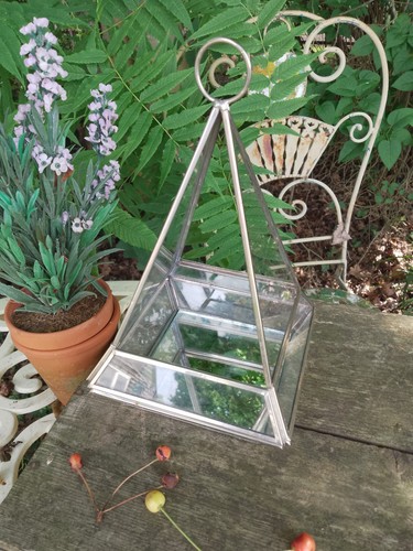 Vintage pyramid glass - pyramid,