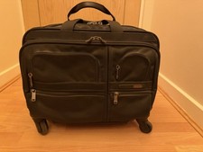 Tumi Alpha 2 Deluxe 4 Wheeled
