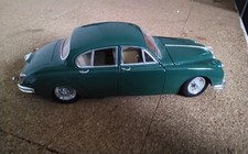 Maisto Jaguar MK2 1:18 Scale Diecast Model Car