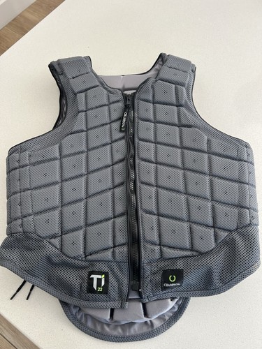 Champion level 3 grey - ti, 22