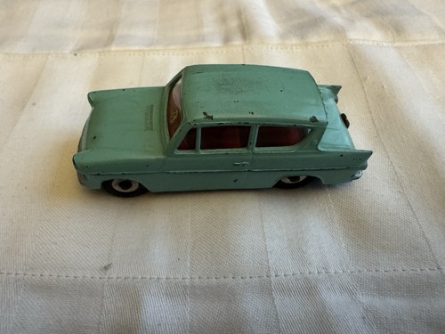 Dinky toys ford anglia - toys,