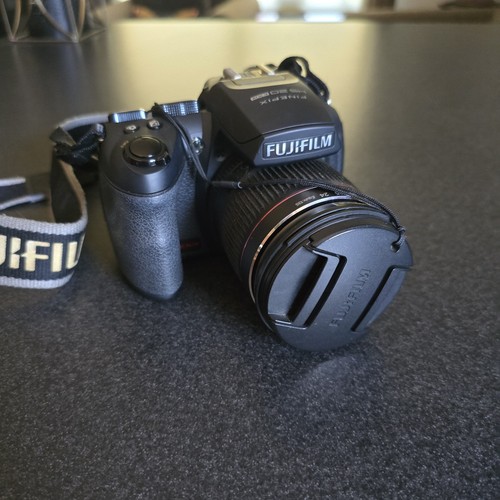 Fujifilm finepix hs20exr 16mp - fujifilm,