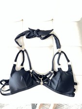 Bahimi Swim Triangle Top Black