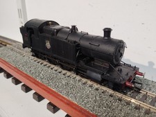 Hornby (OO) R3124 BR 2-8-0T
