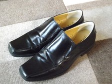Men's STEPTRONIC  Shoes, model WELLING. SIZE  42. colour BLACK. LIGHT WEAR.