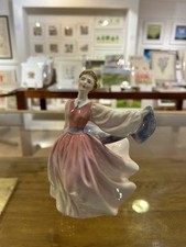Royal Doulton Figurine HN 2135