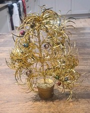 VINTAGE ALUMINIUM FOIL TINSEL SMALL GOLD CHRISTMAS TREE W MERCURY GLASS BAUBLES