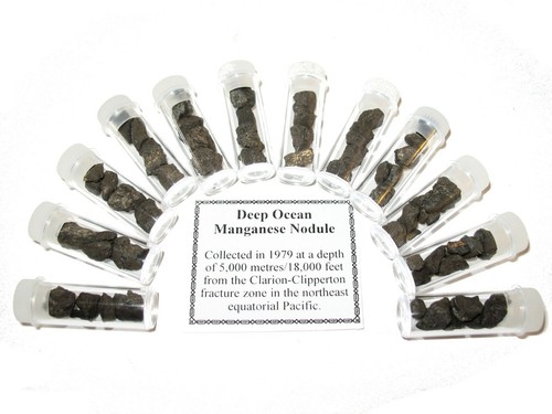 Deep ocean manganese - deep,