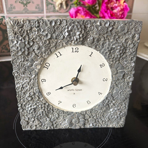 Grey white floral square - grey/white,