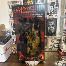 NECA Official Nightmare on Elm
