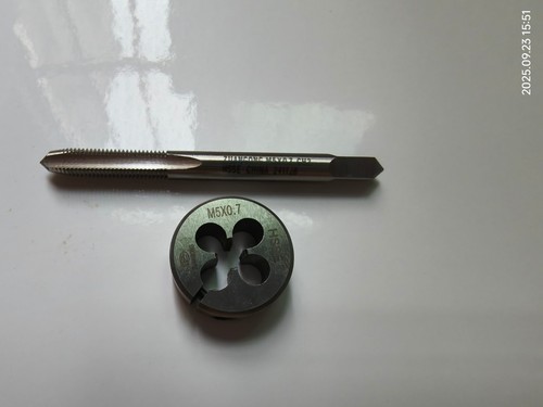 M5x0 70mm die and tap - m5x0.70mm,