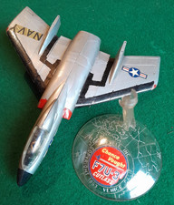 VINTAGE 1953 REVELL CHANCE VOUGHT  F7U-3 CUTLASS MODEL KIT spares or repairs