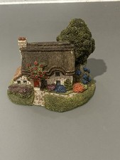 Somerset Cottage Figure Fraser