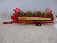 Britains Round Hay Baler Wagon