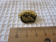 ULSTER GRAND PRIX SUPPORTERS CLUB 1990 VINTAGE PIN BADGE   (# 84)