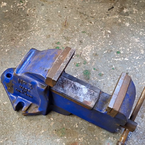 Record bench vice - record,