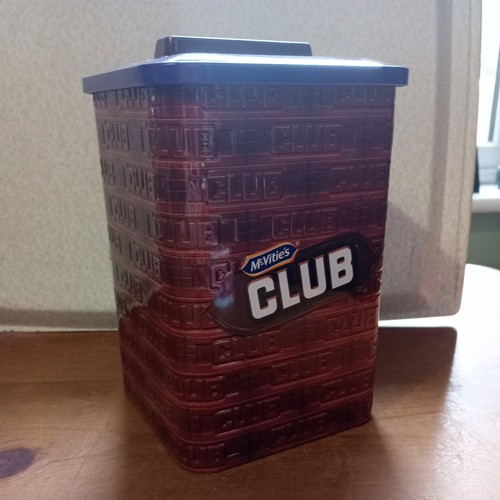 Mcvitie club biscuit - mcvitie's, tin