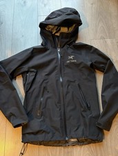 Arcteryx Men’s XS Beta LT