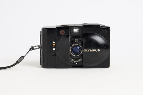 Olympus xa2 35mm film - olympus,