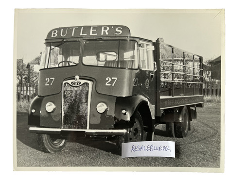 Vintage guy motors lorry - motors,