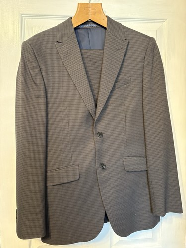 Taylor wright 2piece suit size - taylor&wright,