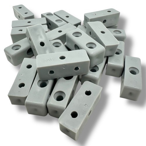 Modesty mod blocks screws - mod, +
