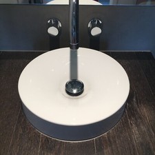 round counter top basin 300mm white enamelled steel. Ex display. 