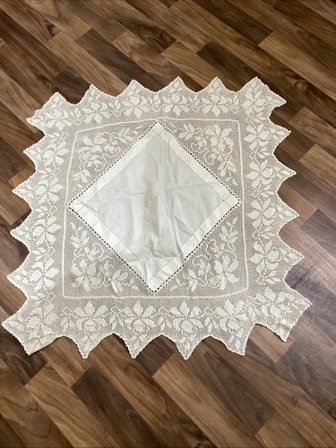 Vintage white cotton table - white,