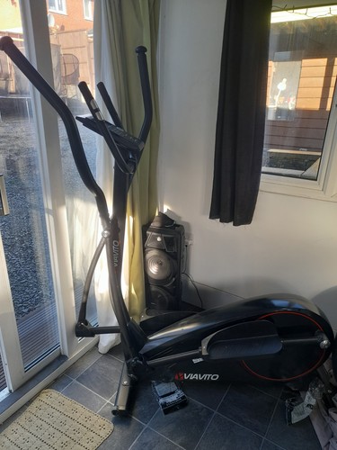 Cross trainer - cross,