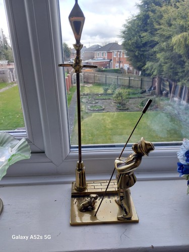 Lovely brass figure - lovely,