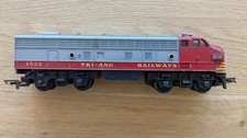 TRIANG TC R57 RED CAB  SILVER 4008 DUMMY DIESEL LOCO 1960 transcontinental GC