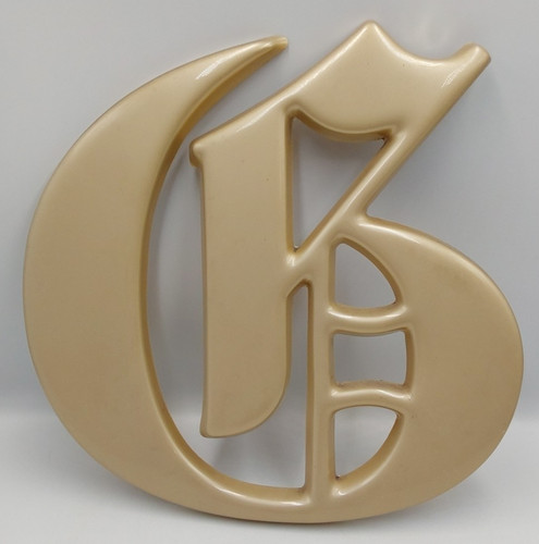 Reclaimed plastic gold - reclaimed,