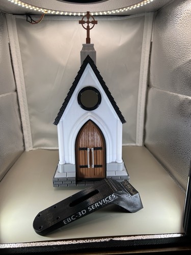 Bird house gothic chapel - -,