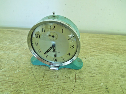 Smiths vintage blue metal - vintage,