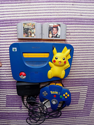 Nintendo pikachu edition - 64,