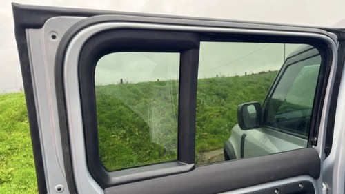 Defender 110 hardtop window - defender,