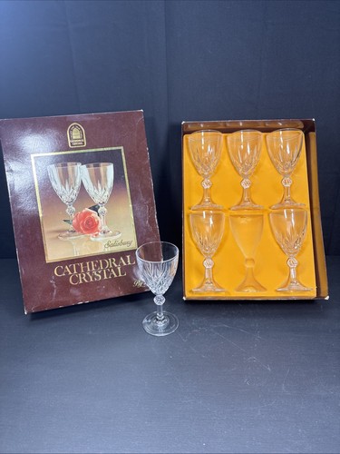 Cathedral salisbury wine glass - salisbury,