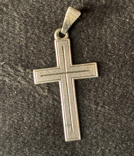 Sterling silver cross approx - silver,