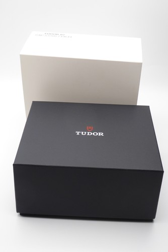 Tudor black bay - tudor,