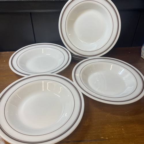 Pyrex wide rimmed soup - wide,