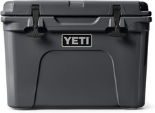 Cool Box YETI Tundra 35 Charcoal Insulated Hard Cooler AUCTION WITH TAGS