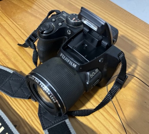 Fujifilm finepix s9200 - finepix,