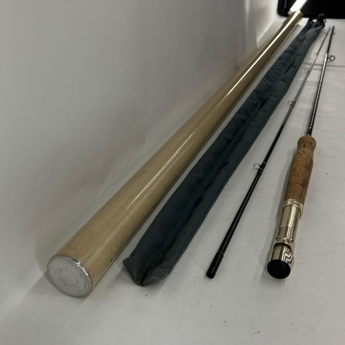 Fenwick streamer fly - 8'6", rod