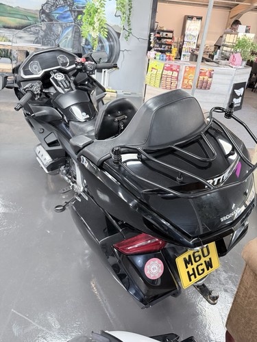 Honda gold 1800 dtc 2018 - honda,