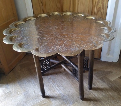 Large indian benares scalloped - large,