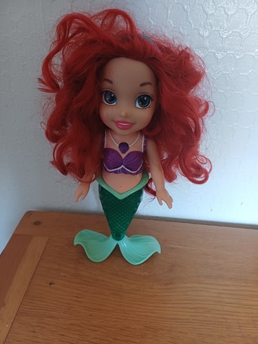 Disney princess singing - disney,